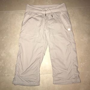 Lululemon athletica studio crop lined